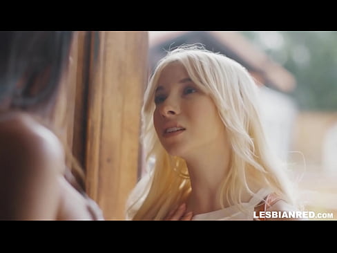 ❤️ It-tifla tiġi d-dar ftit xhur wara u tispiċċa tiekol il-pussy tal-stema taghha ☑ Porn magħmul fid-dar lilna mt.hellporno-com.ru
