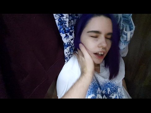 ❤️ Sibt lil sis tiegħi fil-closet u għenitha tiġri ☑ Porn magħmul fid-dar lilna mt.hellporno-com.ru